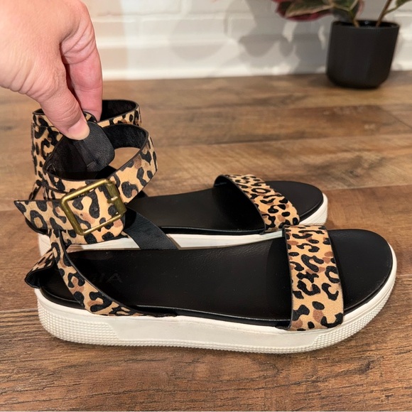 Mia Leopard Print Ankle Strap Women's Sandals - Picture 1 of 11